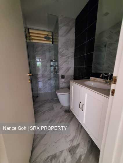 Richmond Park (D9), Condominium #612022771